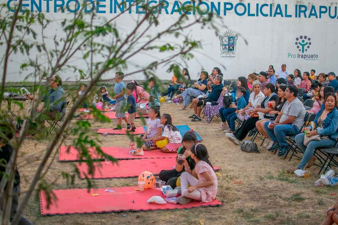 FESTEJAN DÍA DE LA NIÑEZ