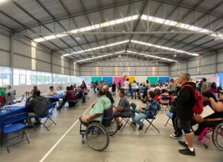 Genera DIF Irapuato oportunidad de empleos en Feria Inclusiva 2025