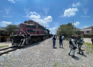 Liberan vía a Guadalajara; mueven tren que ocasionó fatal accidente en Irapuato