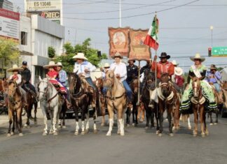 Despiden a la cabalgata por la Ruta de la Independencia