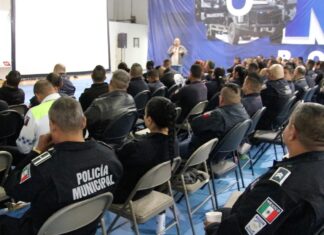 Capacitan a policías en materia de Derechos Humanos