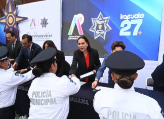 Entran en funciones 22 nuevos policías, al graduarse en academia de Irapuato