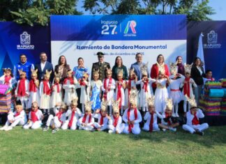 Realizan honores y acto cívico para reforzar valores en el mes de diciembre