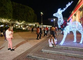 Pese al clima, Villa Navideña registra alta asistencia de visitantes