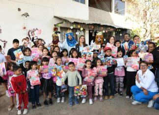Concluyó DIF Irapuato campaña de entrega de juguetes «regalando sonrisas»