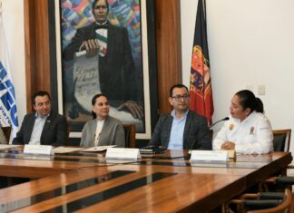 Fortalecen acceso a la educación: firman convenio gobierno de Irapuato y UVEG