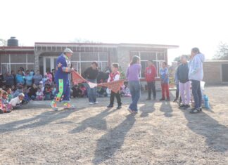 Arrancan DIF Irapuato y Valeria Alfaro campaña «regalando sonrisas»