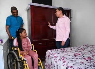 Apoyan a habitantes de comunidades y supervisan obras sociales