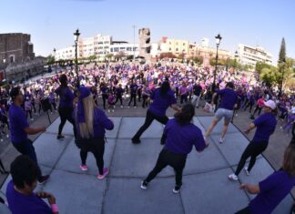 En Plaza Fundadores realizan activación física «ritmo violeta» conmemorativa al 8M