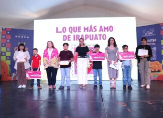 Entregan premios del concurso de literatura en la Feria del Libro 2026