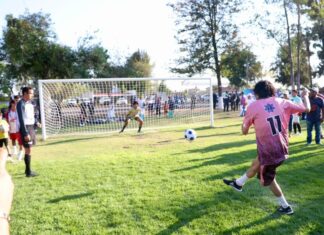 Inicia torneo de fútbol «liga por la Paz» con 28 equipos de colonias y comunidades