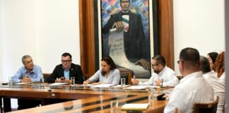 Se reúnen autoridades de Irapuato con funcionarios del IMSS: buscan que mejore atención