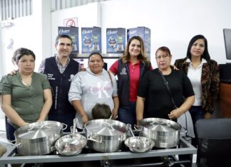 Entregan equipamiento para comedores comunitarios de DIF Irapuato