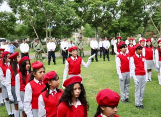 Preservan memoria histórica con actos cívicos y educativos