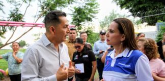 Vecinos de Las Trojes y autoridades de Irapuato revisan avances en servicios públicos