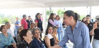 Piden vecinos a autoridad municipal mejorar luminarias de alumbrado público