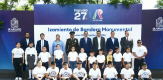 Fortalecen valores con actos cívico-educativos