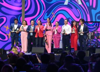 Entregan Premio Estatal de las Juventudes
