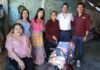 Entrega DIF Salamanca apoyos de salud