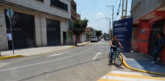 Entregan pavimentación de calle y obras de agua potable y drenaje en colonia 8 de junio
