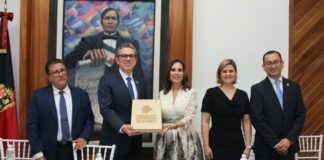 «Irapuato está cambiando»: entrega Lorena Alfaro 2º informe de gobierno